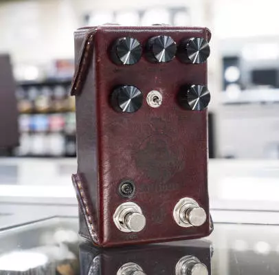 Store Special Product - Walrus Audio - Fathom Multi-Function Reverb Pedal Leather